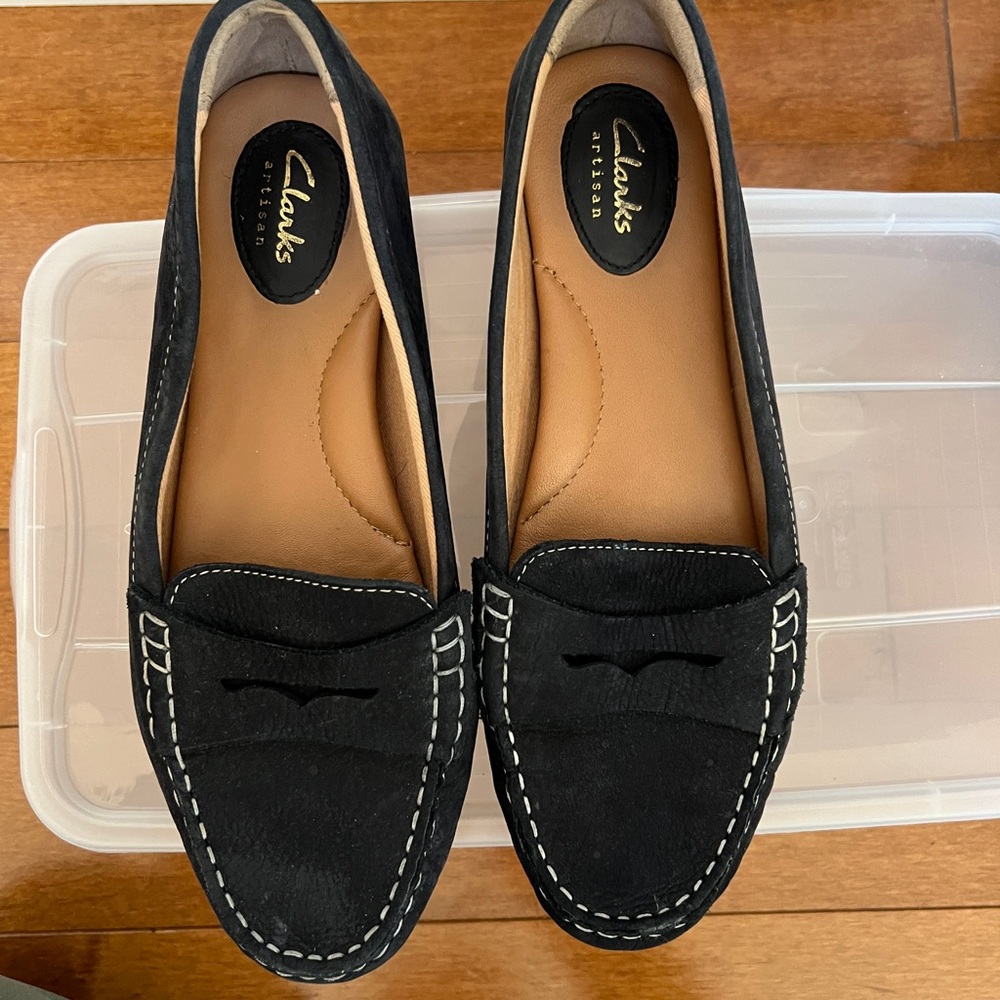 Clark’s Artisan black suede driver moc size 9M - Picture 2 of 4